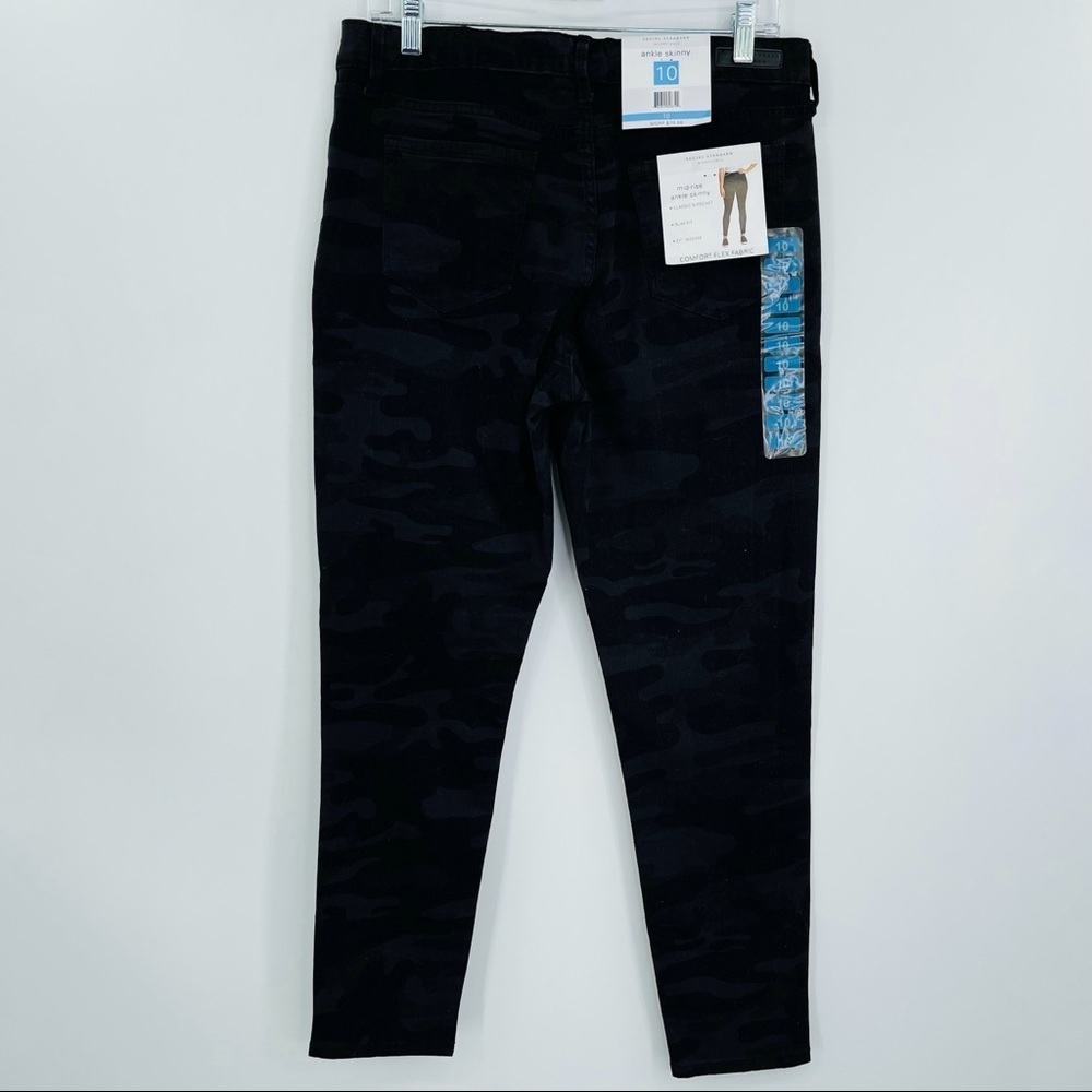 New Social Standard Camo Ankle Jeans Womens‎ 10 Black Gray Stretch Mid Rise - Picture 3 of 12